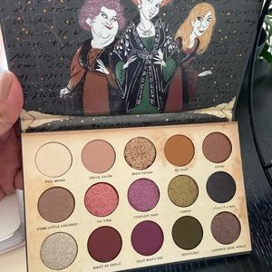 Brand New Hocus Pocus EyeShadow